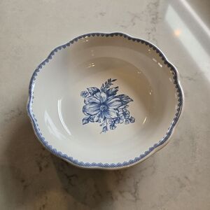 🛒$3 with bundle Blue Floral Bowl The Pioneer Woman Agatha Stoneware Dinnerware